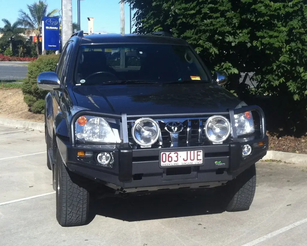 Ironman Deluxe Black Bull Bar For Toyota Prado 120