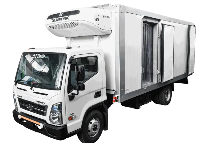Cargotuff refrigerated lorry in operation in Nairobi, providing efficient transportation of chilled and frozen goods across Kenya with superior insulation