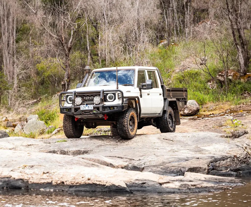 Ironman APEX Bull Bar For Toyota LC 76, 78 & 79 Series (24+)