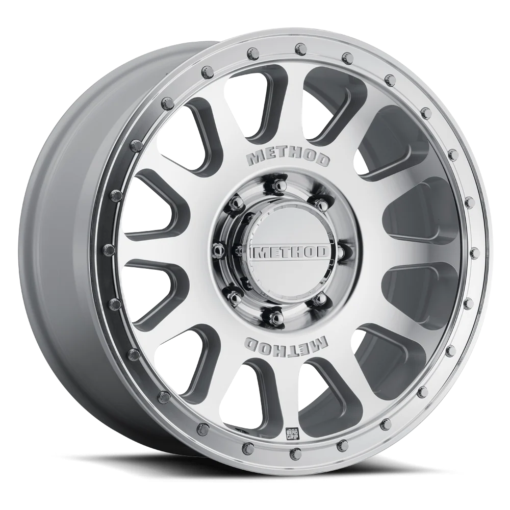 Method MR709 HD 17X8.5 0MM Offset 5X150 110.5MM CB Machined / Clear Coat Wheel - Suitable for LC79/LC200