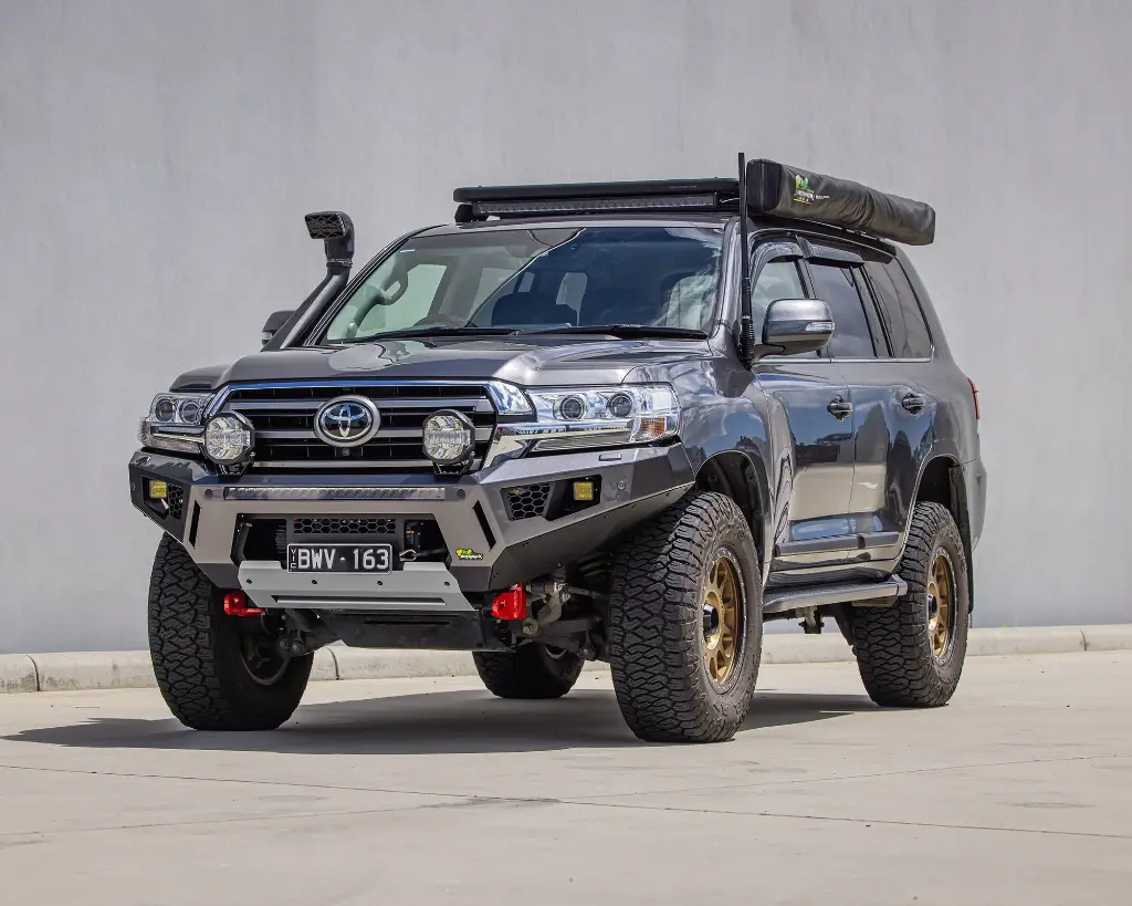 Ironman Raid Bar to suit Toyota Landcruiser 200 Series 