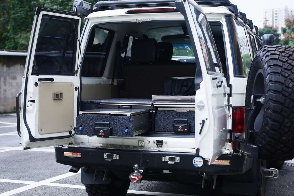 TRE 4X4 Kitchen Roller Drawer Kit