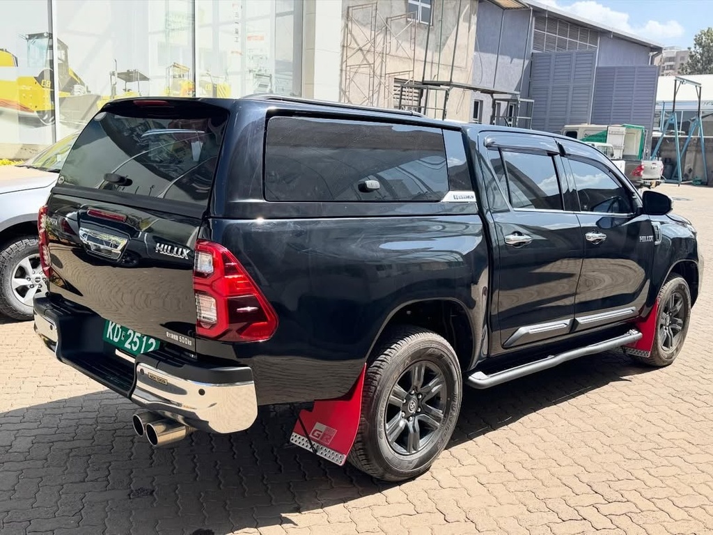 Carryboy ZX-S Canopy For Toyota Revo A-Deck