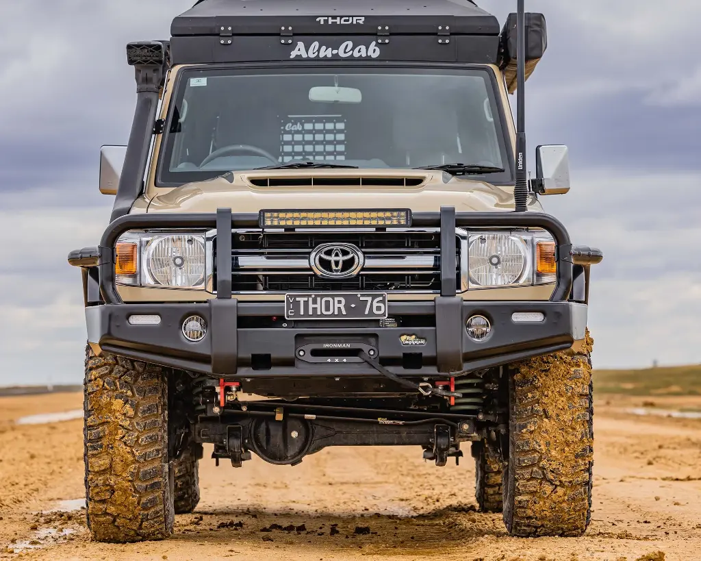 Ironman Deluxe Black Bull Bar - Toyota Landcruiser 75/78/79