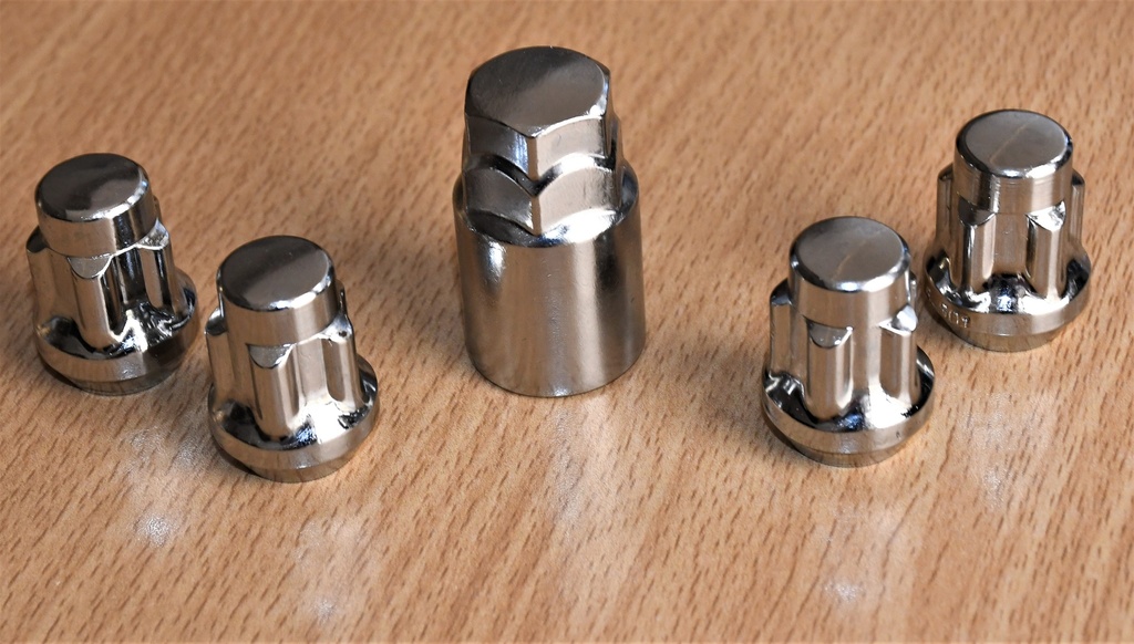 Wheel Lock Nuts (Set) - 12X1.5MM
