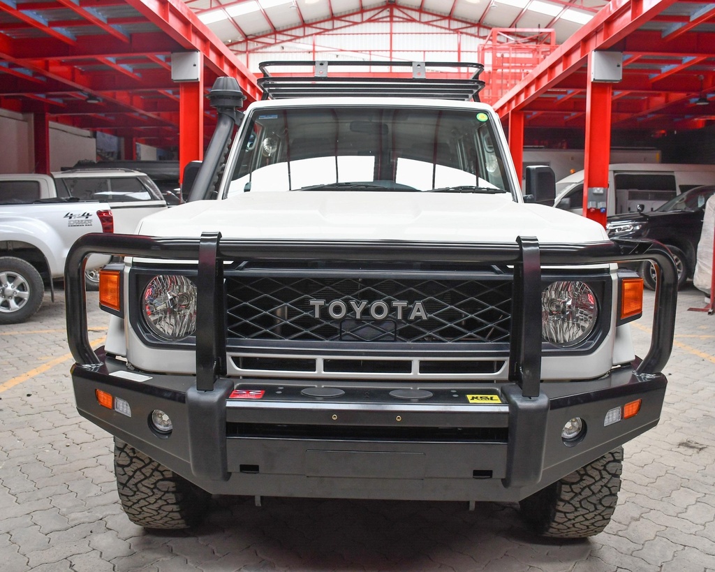 Safarituff KSL Bull Bar For Toyota LC79 07-15+ Without Fog Lamp & Indicator Lights/With The Knock Out For Lamp Hole