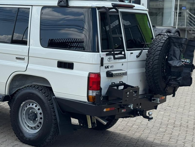 TRE 4X4 Land Cruiser VDJ76 Rear Bumper