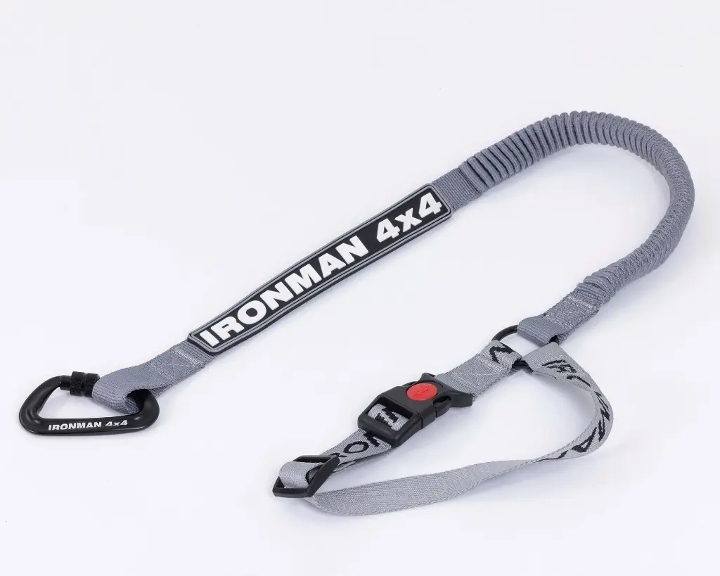 Ironman N CAR RESTRAINT BUCKLE AND LEASH