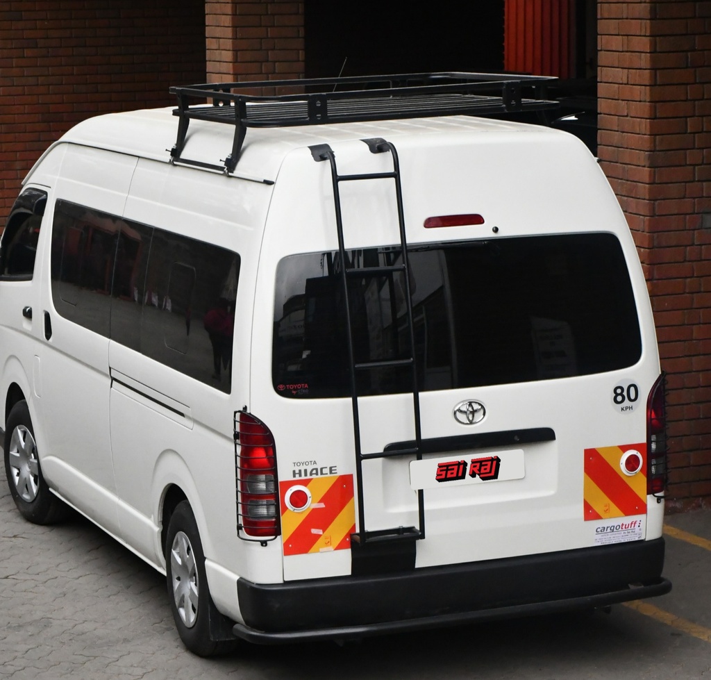 Hiace Roof Rack (1/4) C/W Ladder