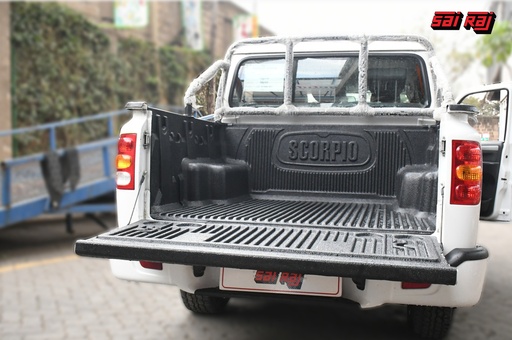 [ESHHDN0801] Aeroklas Bedliner C/W Door Piece Mahindra Scorpio D/C