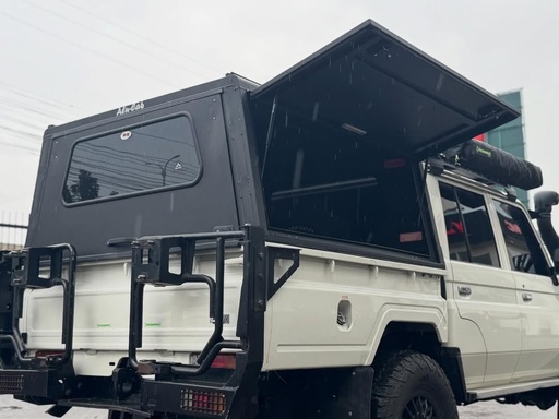 [C-S-TL79-E-BS] Alucab Land Cruiser 79/70 SC Black Smooth FRD5