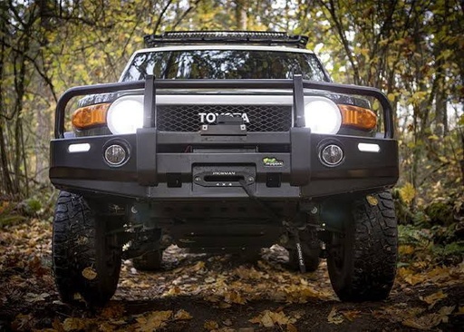[BBP056] Ironman Airbag Compatible Bull Bar For Toyota Landcruiser 200 Series C/W Fog Lights & Indicators 2015+